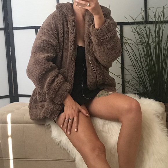 LAST 1️⃣ REAL TALK Faux Fur Teddy Zip Up Jacket - Picture 4 of 6